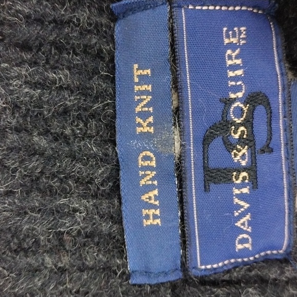 Davis & Squire Hand Knit Shetland Wool Black Crew Neck Cable Knit Sweater - Picture 5 of 11